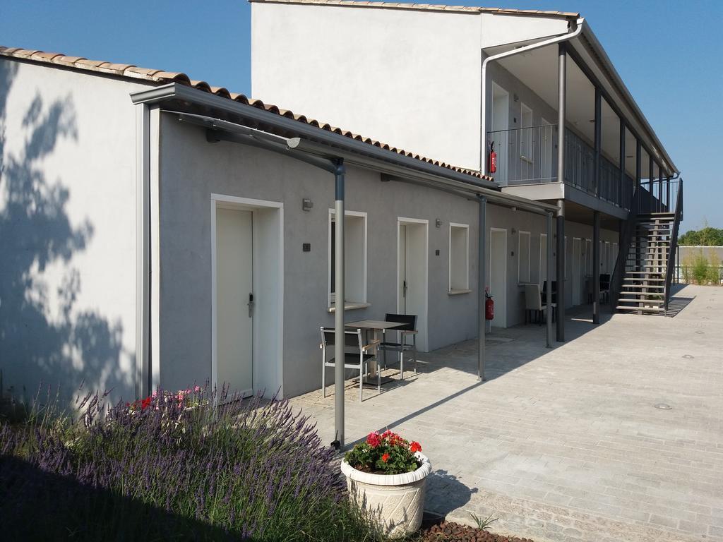 Hotel Le Cay Roquebrune-sur Argens Zewnętrze zdjęcie